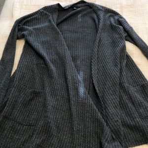 American Eagle grey cardigan with pockets